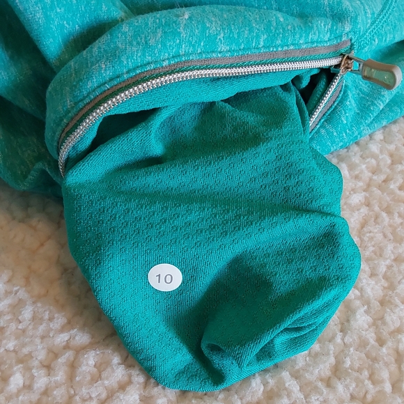 🌺 Like New Lululemon Half Zip Running Shirt/Shacket - Picture 15 of 16
